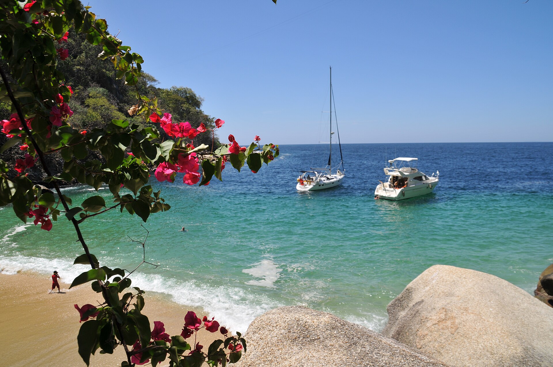 Coastal route from Boca de Tomatlán toward the beaches south of Puerto Vallarta